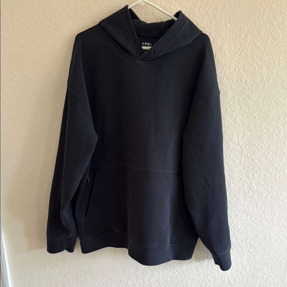 Abercrombie & Fitch Black Sweatshirt Casual Crew Neck